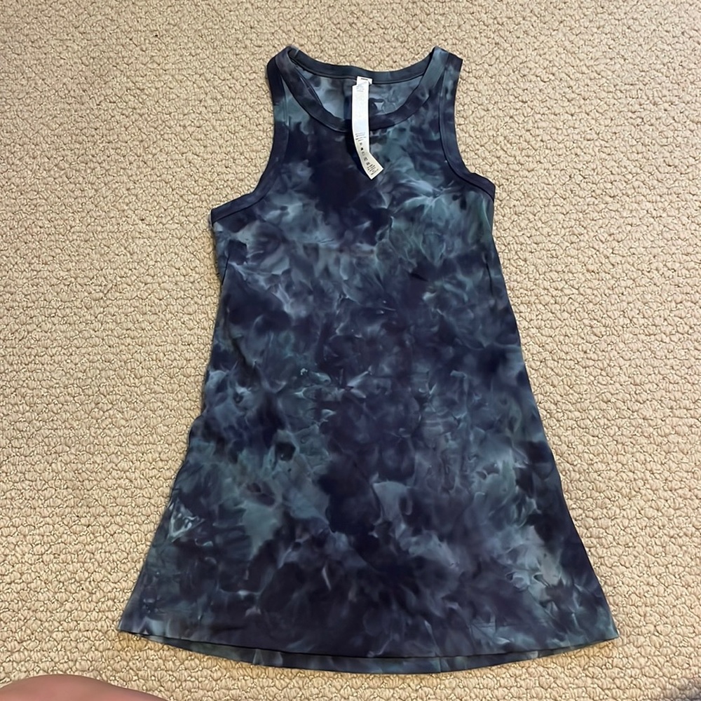 Lulu Align Hip-Length Racerback size 2